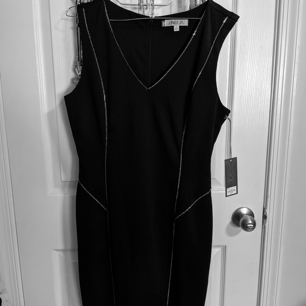 J Lo's Little black dress